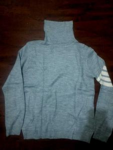 Stylish Grey Knit Sweater