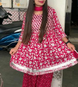 Floral Print Kurta Set