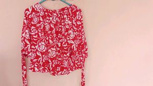 🍒 Off shoulder Crop Top