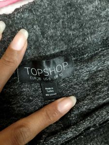 combo of jeggi+crop top+  jacket