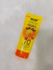 Wow Skin Science Dewy Bright Sunscreen Gel.