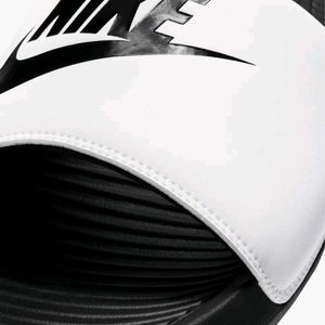 Newly Nike Flip Flop