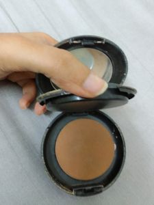 Mac Compact Powder NC 40