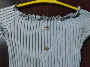 Off shoulder Top