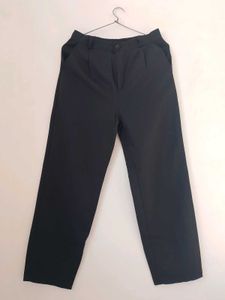 Black Formal Pant .
