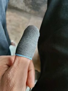Gaming Thumb Sleep