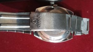 Vintage Men&#39;s Watches - Unique Find!