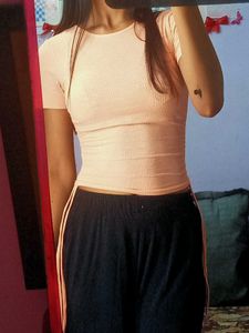 Cute Ribbed Top 🌺