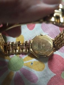Titan Orignal Gold Tonned Women&#39;s Watch