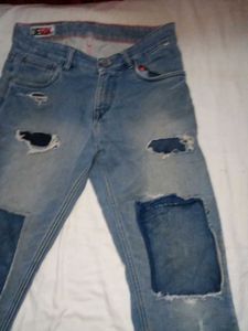 Ripped Jeans