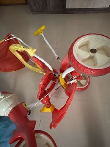 Kids' Ride-On Tricycle