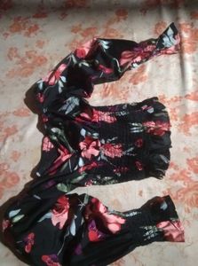 Floral Print Smocked Top
