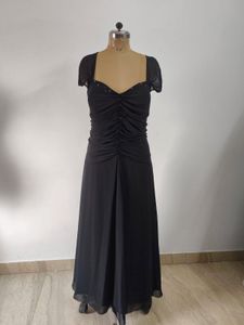 Elegant Black Maxi Dress