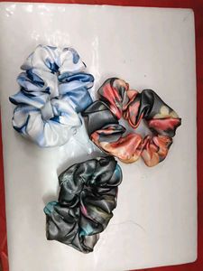 Stylish Scrunchie Set - Hair Accessories