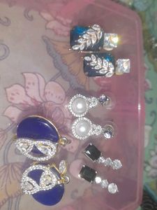 4 Earrings