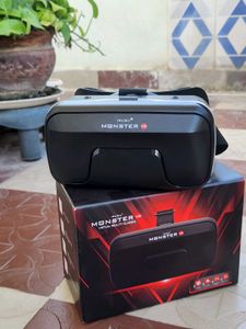 Irusu Monster VR Headset / Box + Control