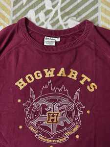 Hogwarts Graphic Print Sweatshirt