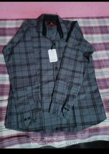 Men's Gray Plaid Casual Shirt