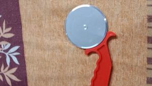 New Pizza Cutter