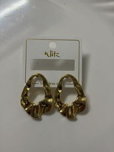 Gold Dangle Earrings