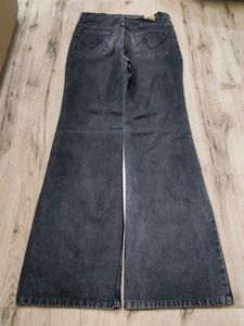 Ma1742 Sabrin bootcut jeans waist 28 inches