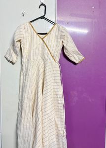 Striped kerala style kasavu Ethnic Dress