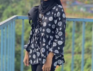 Elegant Black & White Printed Tunic