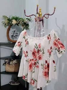 Sweet Floral Top