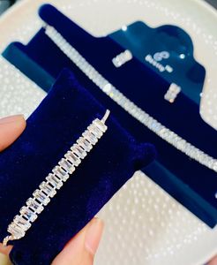 Elegant Crystal Jewelry Set