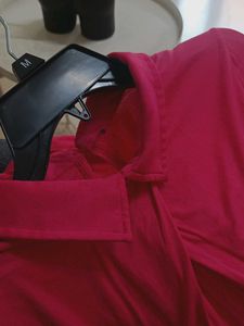 VERO MODA ~ Magenta Collared Top