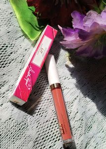 🆕Myglamm LIT Liquid Matte Lipstick - Pie Hunt