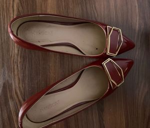 Kisscat Red Pointed Heels