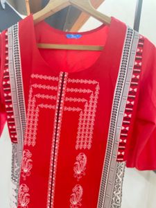 Pinkmint Women Crepe Kurta!!