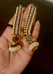 Festive Elegance Traditional Indian Jewelry Set