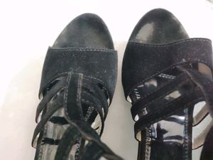 🖤Black Heels🖤