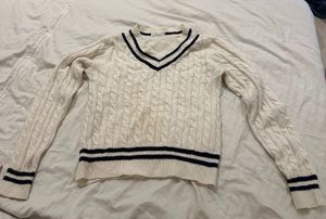Cable Knit V-Neck Sweater