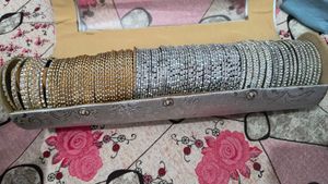 Sparkling Bangle Set