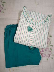 Kurti & Leggings