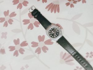 Stylish Silver Wristwatch