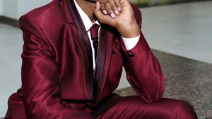 3 Piece Men Suit (Jacket, Coat, Pant &amp;Tie)