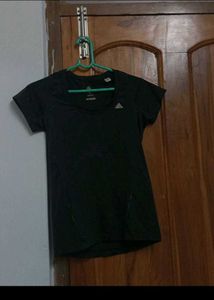 COMBO SALE ON TOPS.