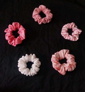 Pink Scrunchie Set