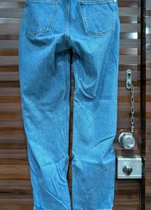 Only Women&#39;s Boyfriend Fit Denim Jeans.