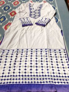 Elegant White Embroidered Kurta