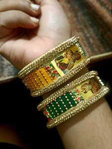 Radha Krishna Bangle Set