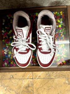 Puma Sneakers
