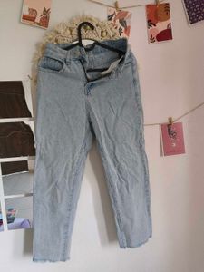 Light Wash Mom Jeans