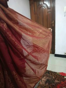 Maroon &amp; Gold Floral Saree