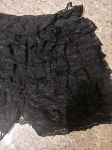 Black Lacey Pinteresty Ruffle Shorts