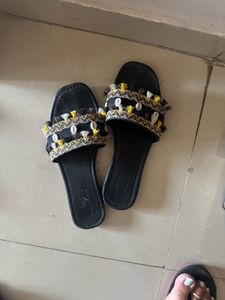 Women Flat